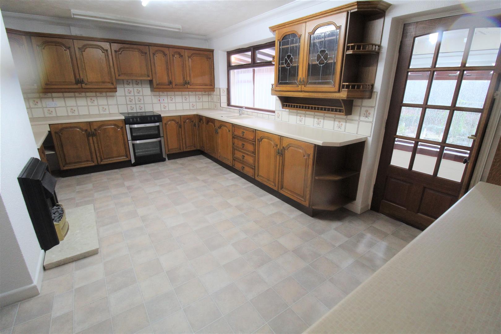 Heath House Lane, Bucknall, Stoke-On-Trent